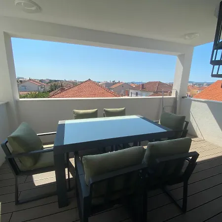 Shell Sky Luxury Penthouse With Private Pool *