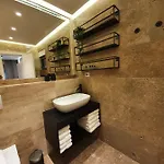 Shell Sky Luxury Penthouse With Private Pool *