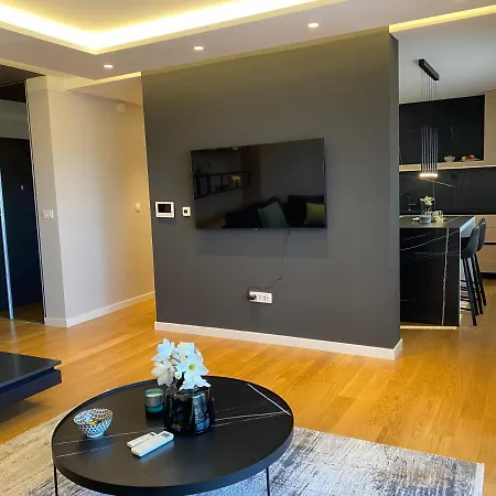 Shell Sky Luxury Penthouse With Private Pool Zadar