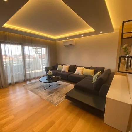 Shell Sky Luxury Penthouse With Private Pool *