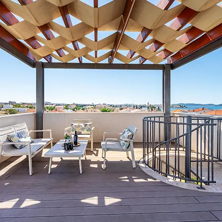 Shell Sky Luxury Penthouse With Private Pool Apartment Zadar