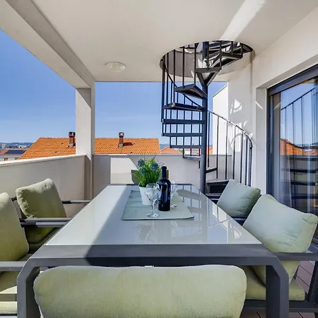 Apartment Shell Sky Luxury Penthouse With Private Pool *