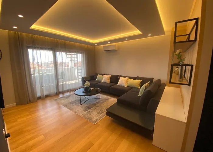 Shell Sky Luxury Penthouse With Private Pool *